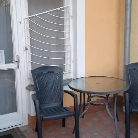 Tarr-timea Guest house *